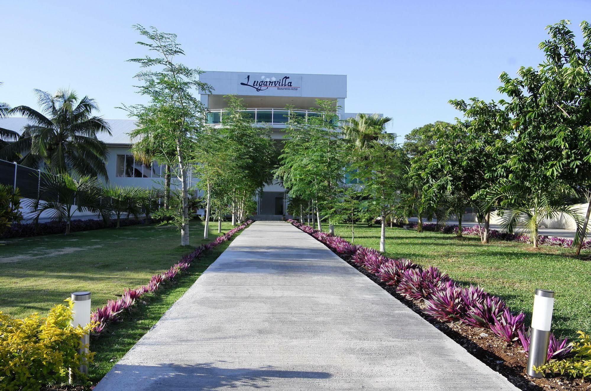 Luganvilla Business Hotel And Restaurant Luganville Exterior foto